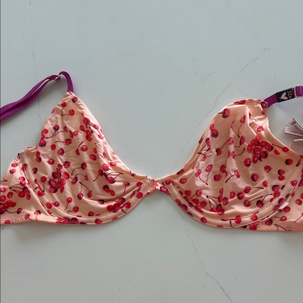Cherry Print Underwire Bra in Pink